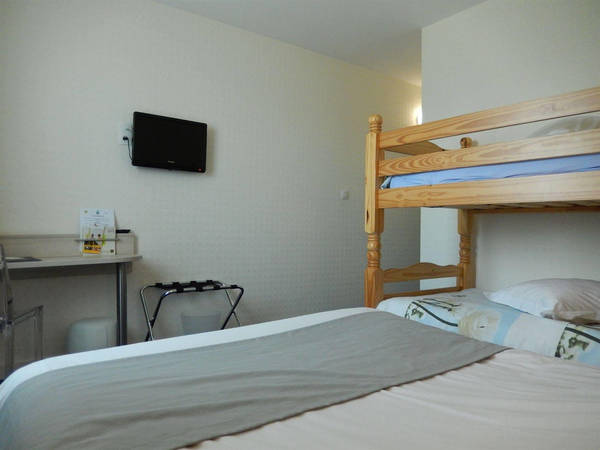 Logis Hotel Lodge La Valette Cesson-Sevigne Exterior photo