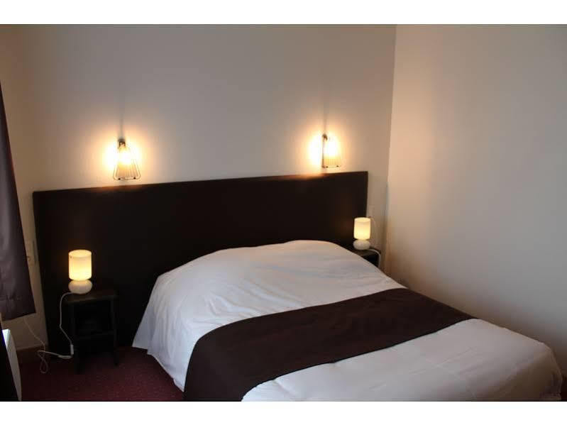 Logis Hotel Lodge La Valette Cesson-Sevigne Exterior photo